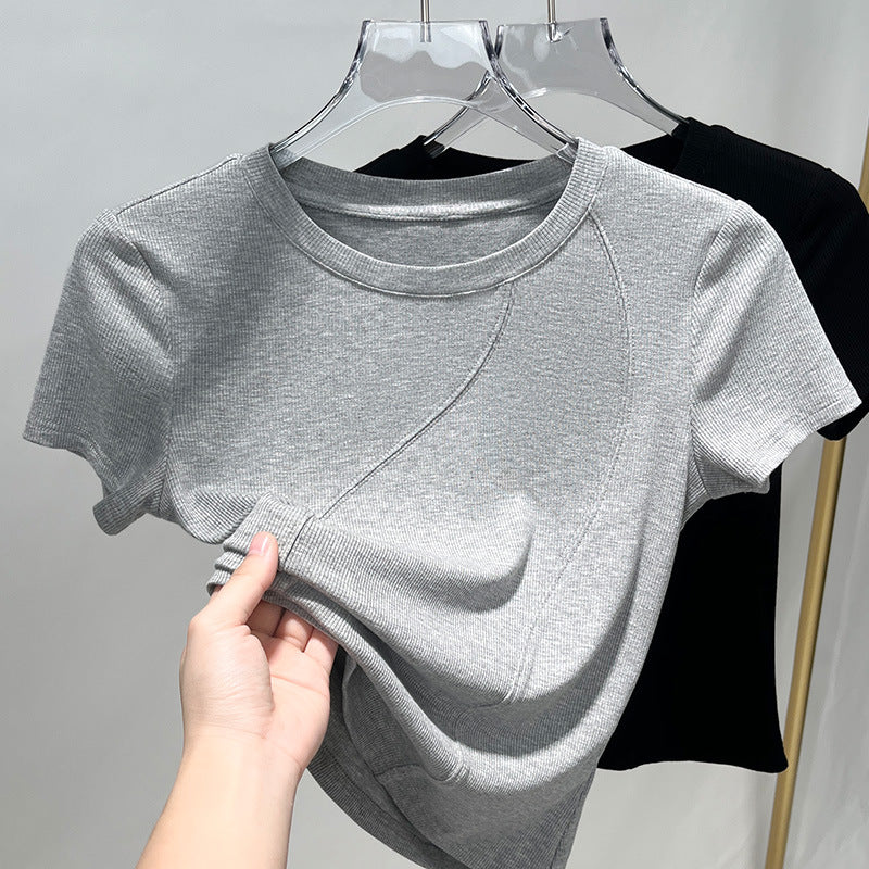 Dame figursyet T-shirt med struktureret materiale og elegant rund halsudskæring Stilla