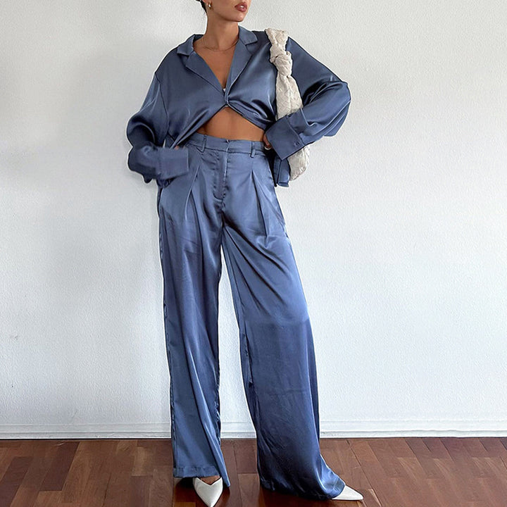 Dame Satin Bluse- og Bukse-Sæt med elegant pasform og højkvalitets snit Stilla