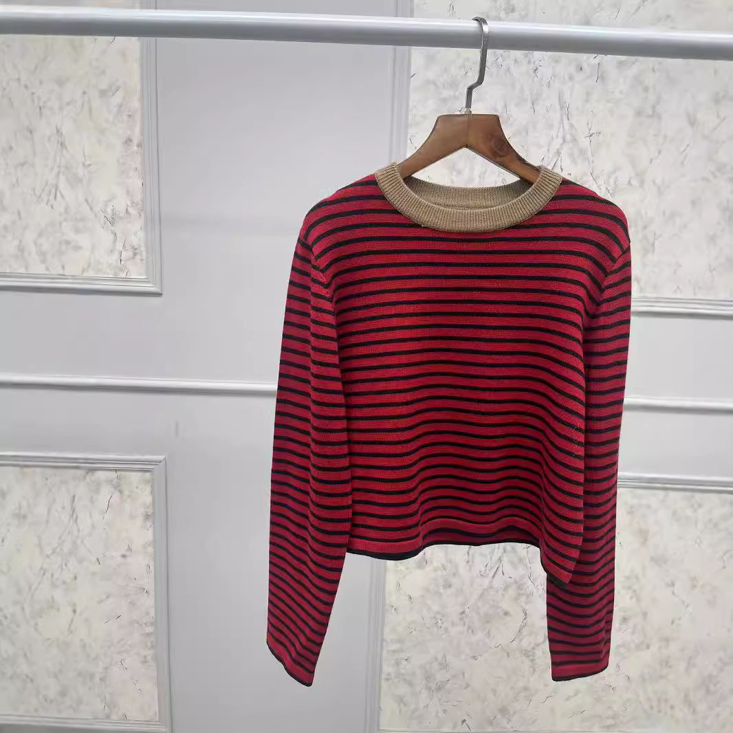 Dame Stribet Pullover med elegant Rundhalsudskæring og høj pasform Stilla