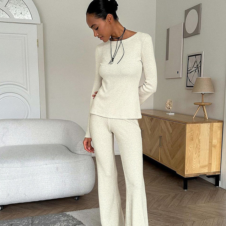 Dame broderet lounge-sæt med løs pasform og elegante ærmer Stilla