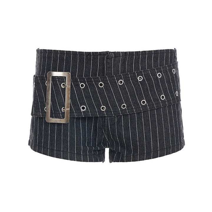Dame fashionable shorts med bredt bælte og dekorative øjer Skovae