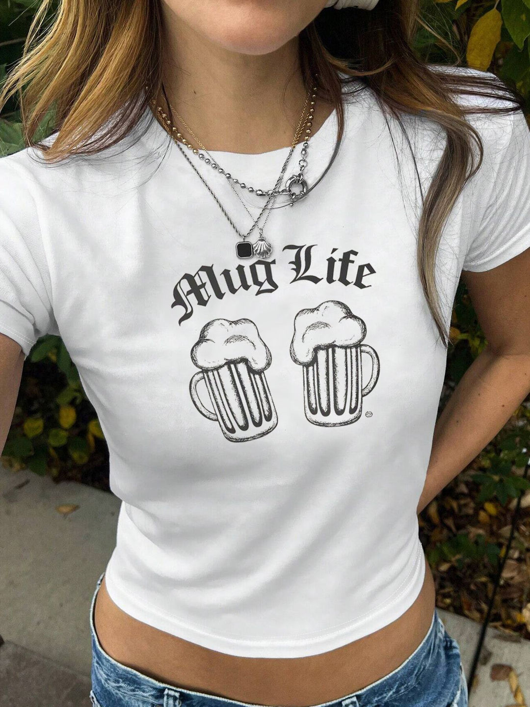 Dame Crop-T-shirt med kreativ læbe motiv og tætsiddende snit Skovae