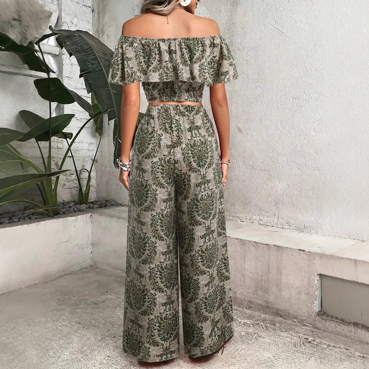 Dame To-delt Sommer-outfit med off-shoulder top og bred buksebund Stilla