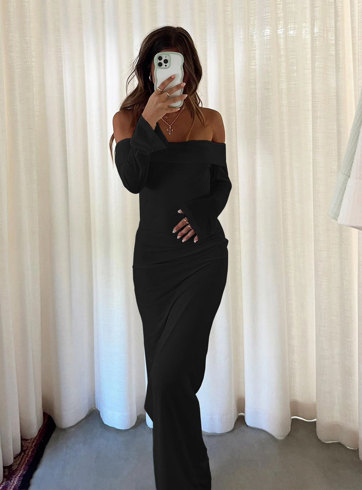 Dame Off-Shoulder Maxikjole med tætsiddende snit Stilla