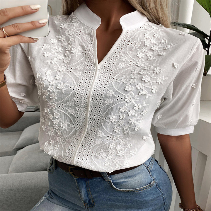 Damer elegant broderet bluse med høj krave Stilla