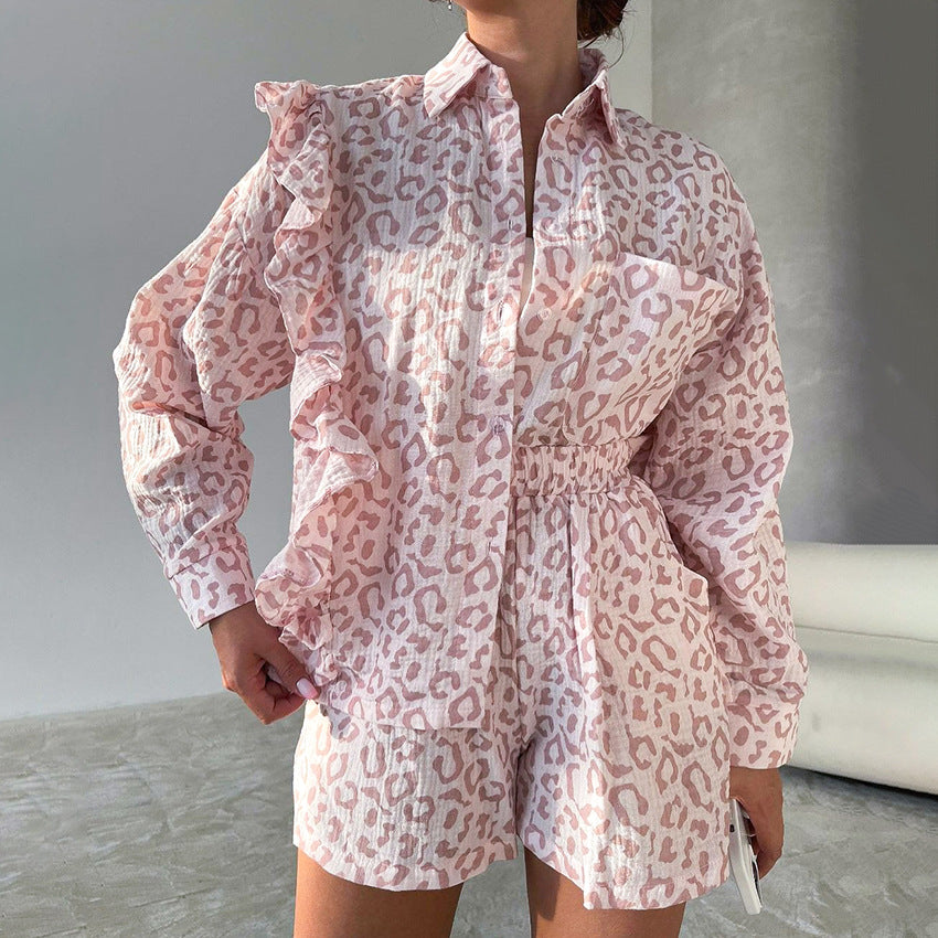 Dame rynket bluse og shorts-sæt med dyreprint Stilla