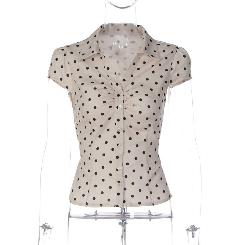 Damen Polka-Dot Bluse mit taillierter Passform und Rüschendetail Skovae