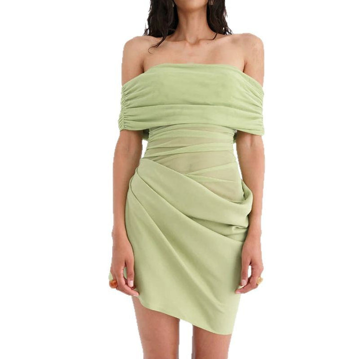 Dame Off-Shoulder Minikjole med spændende draperinger og elegant snit Stilla