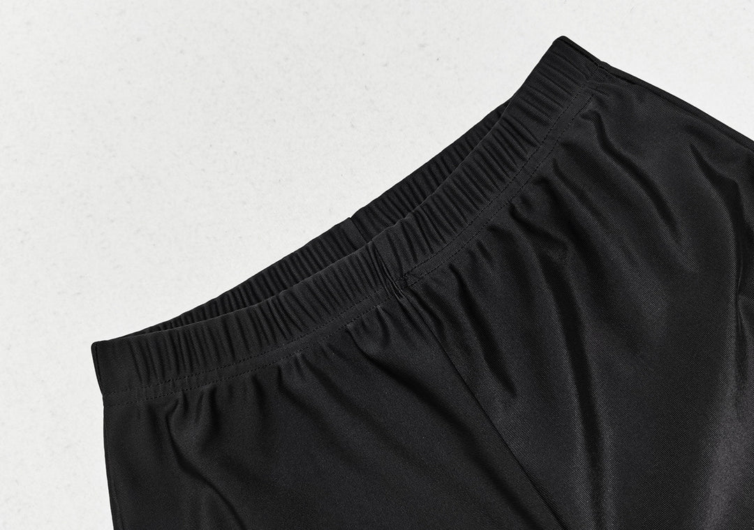Dame asymmetrisk kjole med elegant farvet accent Stilla