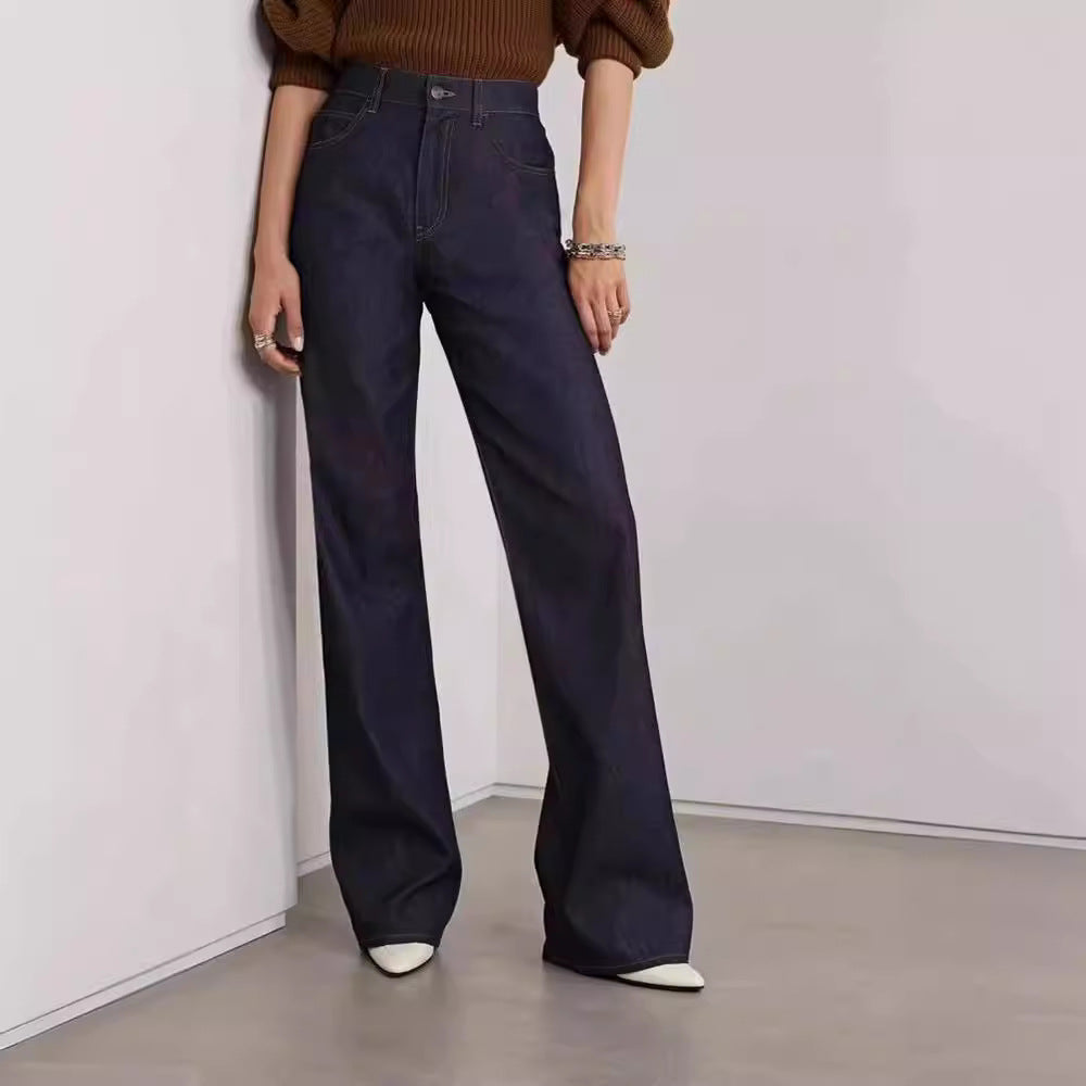 Dame bred Flared Jeansbukser lavet af højkvalitets denim med klassisk talje og elegant snit Stilla