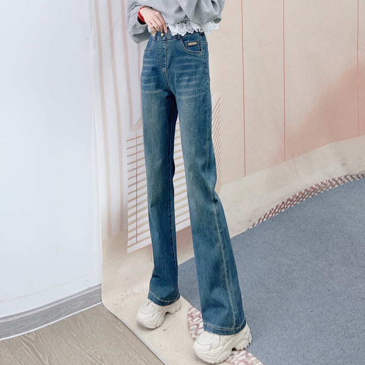 Dame Bredskårne High-Waist Jeans i vintage-stil med afslappet snit og elegante folder Stilla