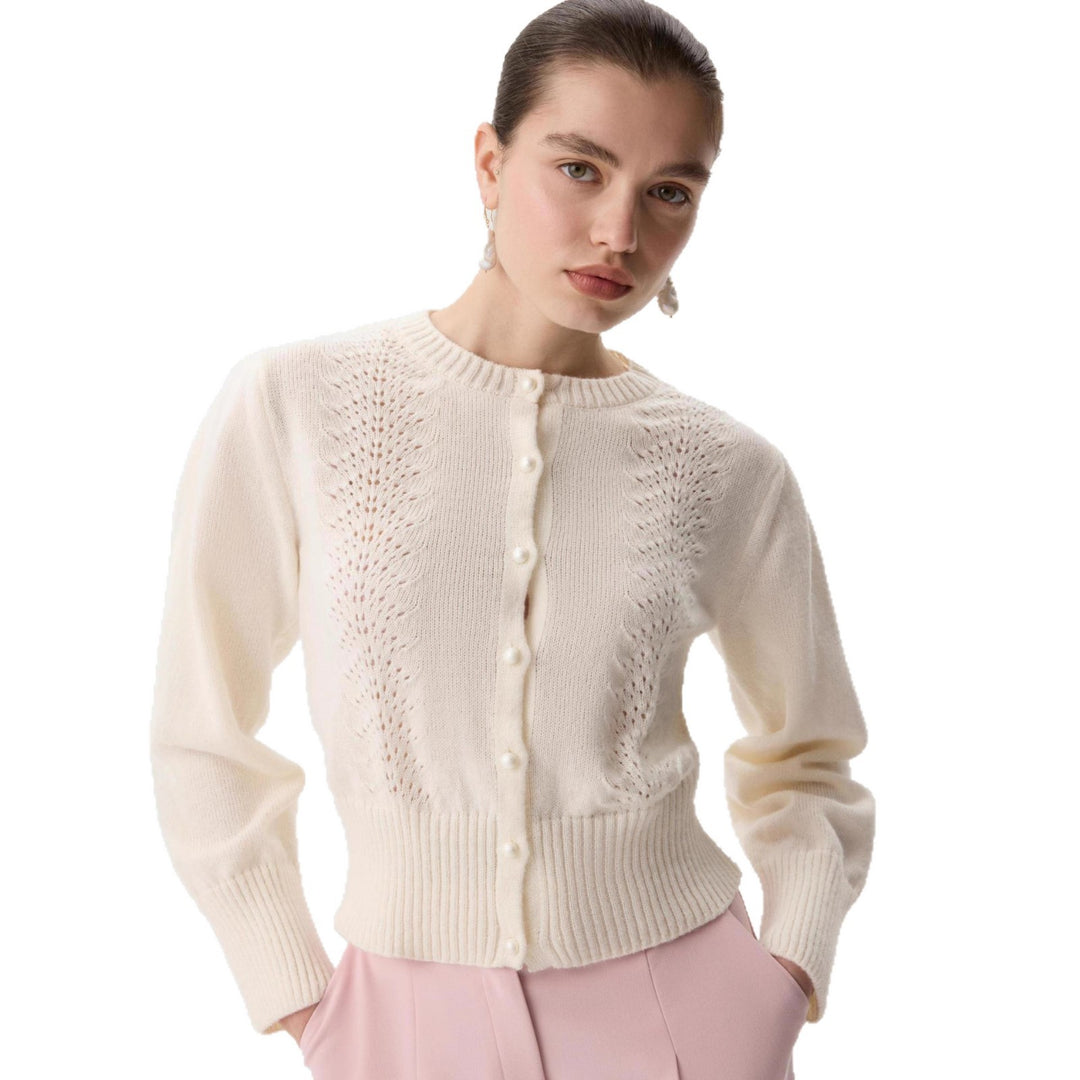 Kvinders cardigan med fint blonder mønster og elegante knapper Stilla