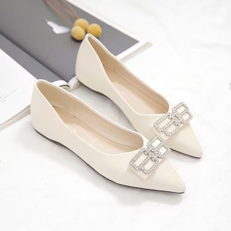 Dame Ballerinas med moderne strassdetalje og elegant tæppeparti Stilla