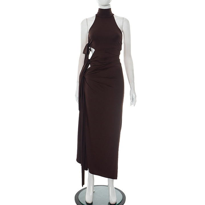 Femme Elegante Halterneck Maxikjole med sidelæns indpakningsdetalje Stilla