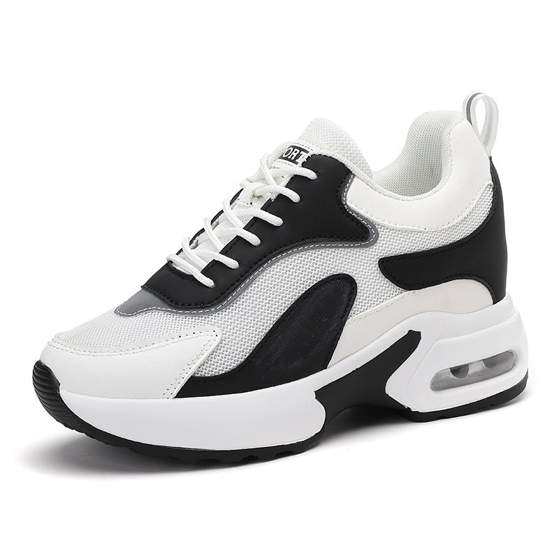 Dame nan dynamisk Retro-sneaker med synlig hæl-dæmpning, struktureret mesh-overdel og trækstrop Skovae
