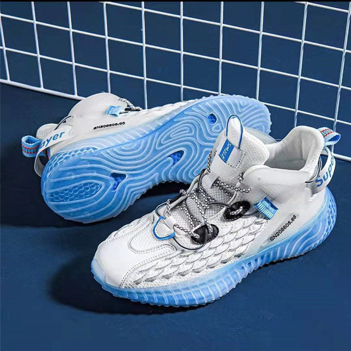 Herrer nan teknisk by-sneakers med skaleret strikket overdel, gennemsigtig struktureret bølgeløbssål og hurtigt lukningssystem Skovae