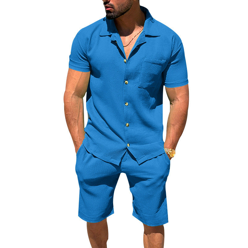Herre casual to-delt fritids sæt lavet af ribbet jersey med skjortekrave, knaplukning og shorts Skovae