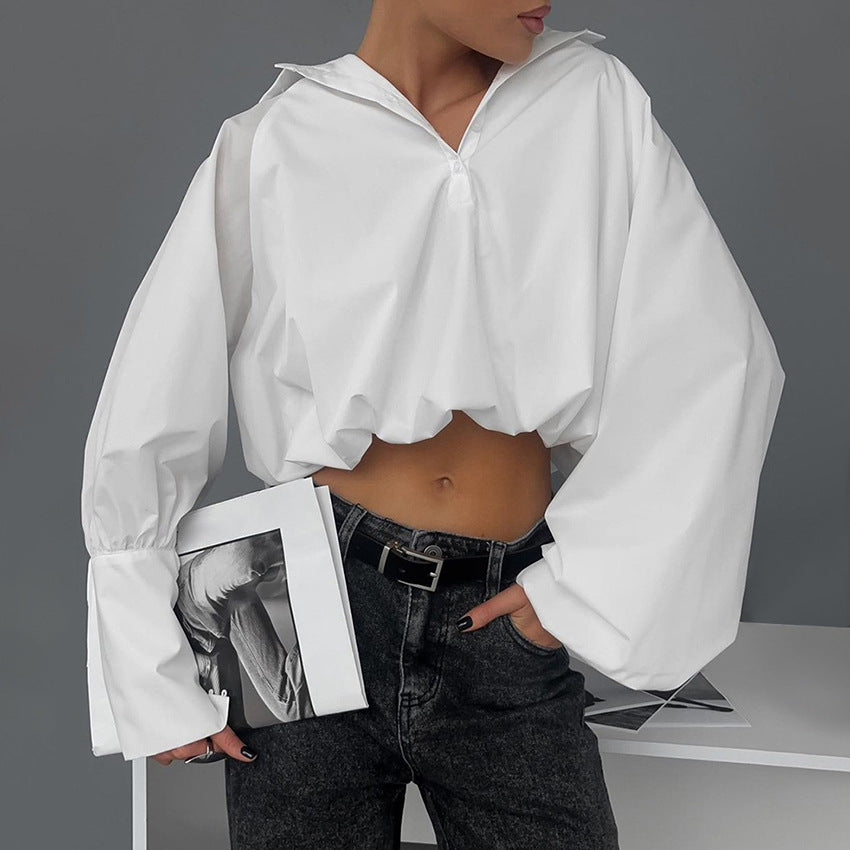 Dame Trendy Crop-Bluse med voluminøse ærmer og højt krave Stilla