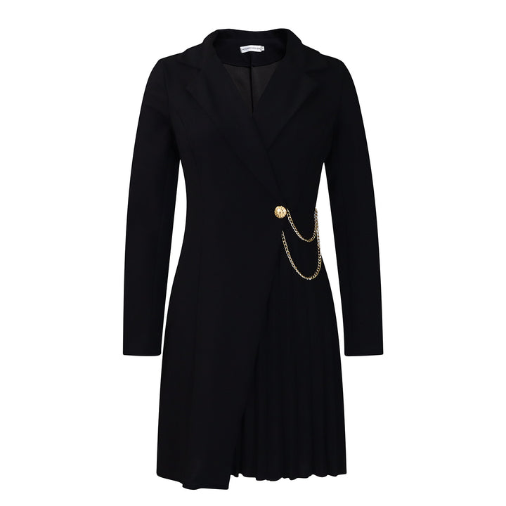 Dame Blazer-kjole med plissee-furer og elegante kæde-accenter Stilla