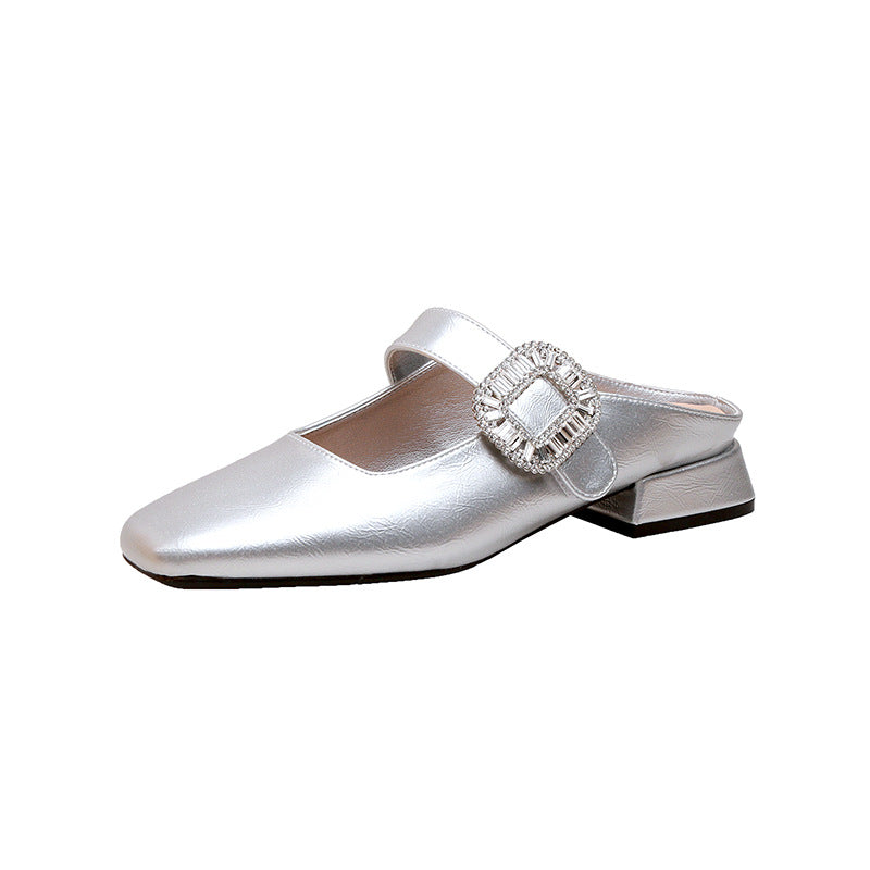 Dame Sling-Mules med elegant spændeapplikation Stilla