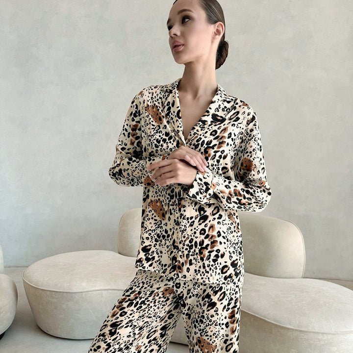 Dame satin pyjamas med dyreprint Stilla