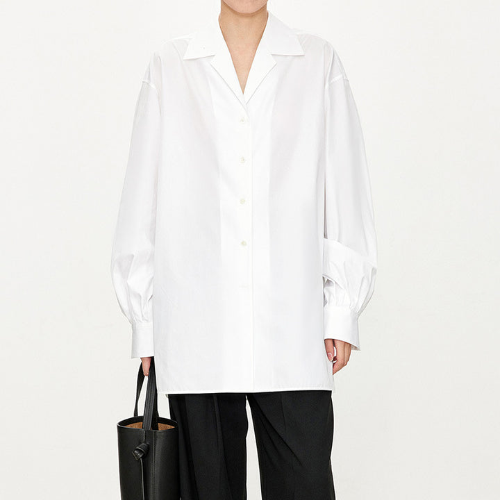 Dame Oversized Skjorte med elegante Puffærmer og moderne Ståkrave Stilla