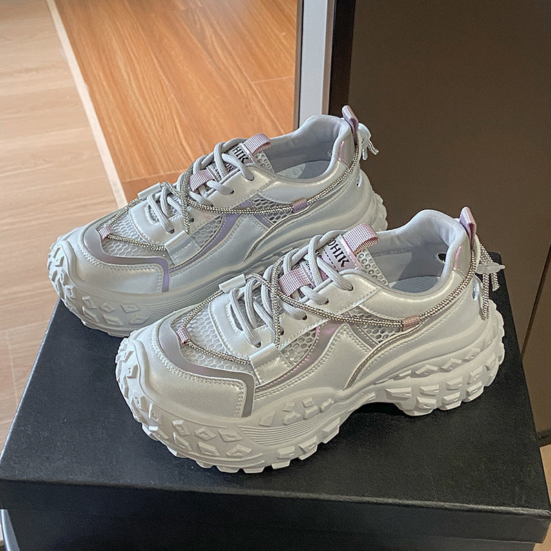 Dame Sporty Trekking-Sneakers med åndbart netstruktur og robust sål Stilla
