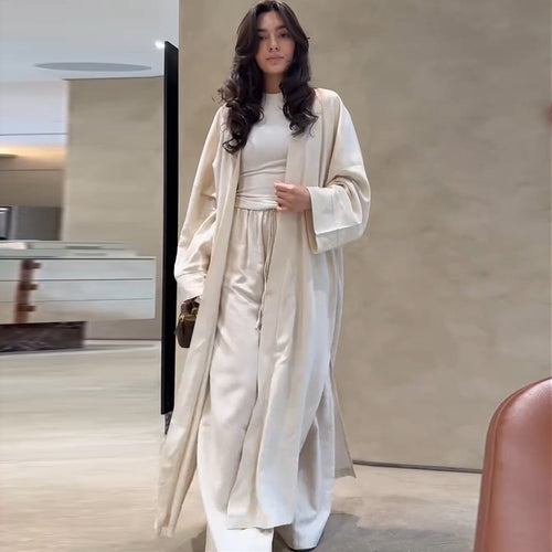 Dame Lang Kimono-Frakke i flydende Satin Stilla
