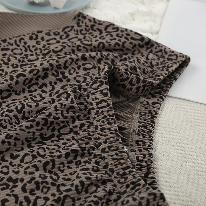 Dame Loungewear Sæt med dyreprint og let, åndbart stof Stilla
