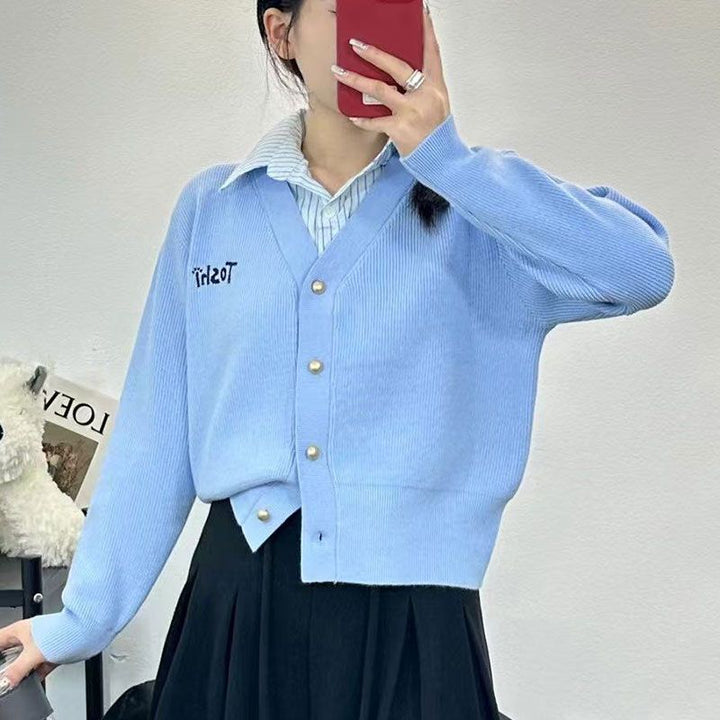Kvinder casual cardigan med V-hals og dekorative knapper Stilla