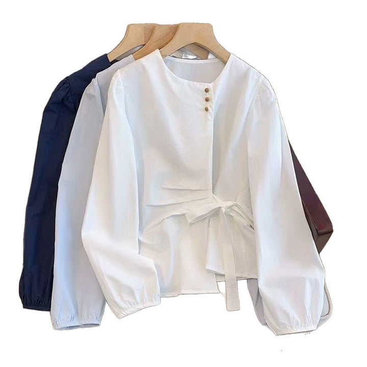 Damebluse med elegant sløjfe Stilla
