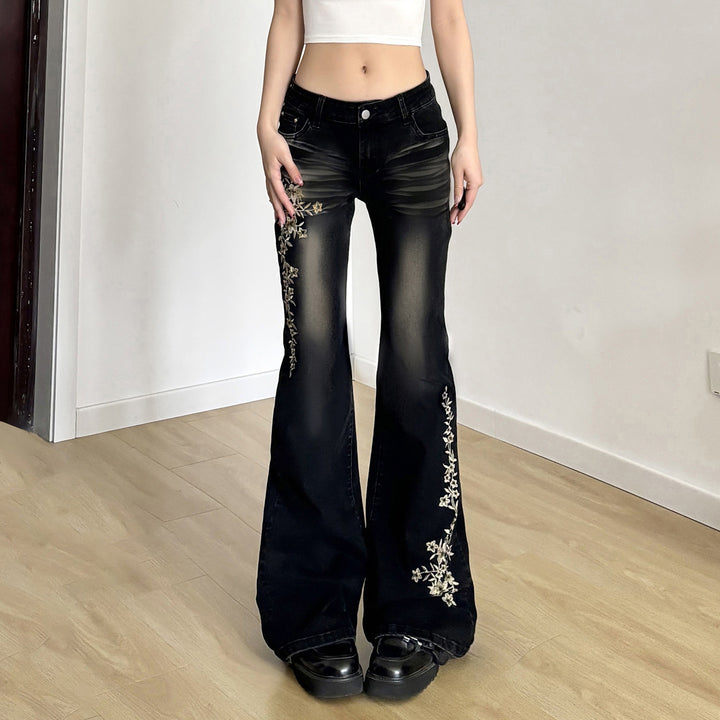 Dame Flared Jeans med elegant blomsterbroderi Skovae