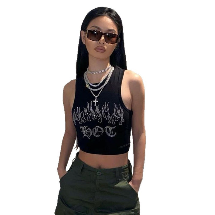 Dame Crop-top med iøjnefaldende flammemotiv og blanke accenter Skovae
