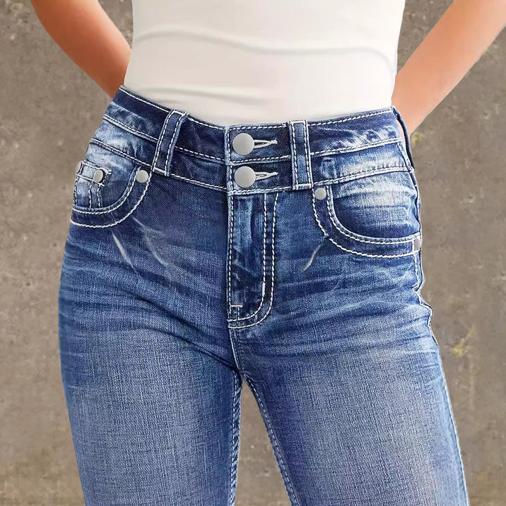 Dame udvidede jeans i vintage stil med kvalitetsdetaljer og raffineret broderi Skovae