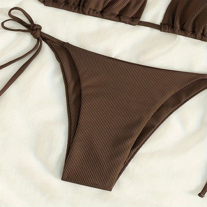 Dame triangel-bikini med justerbare stropper og charmerende design Skovae