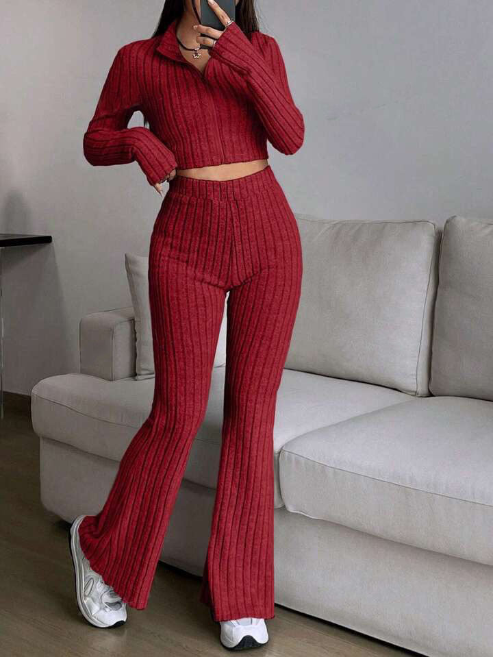 Dame Strik-Loungewear-Sæt med cropped top og løstsiddende bukser Stilla