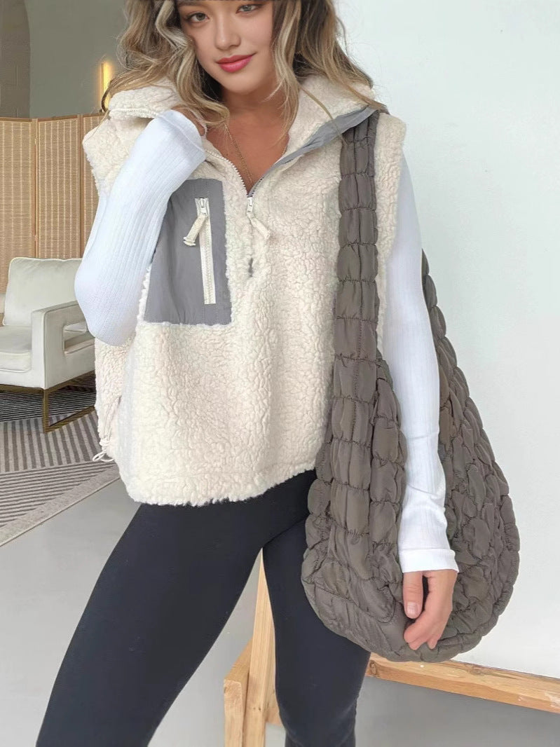 Kvinders quilted fleece vest med praktisk lynlås og imiteret pelslommer Stilla