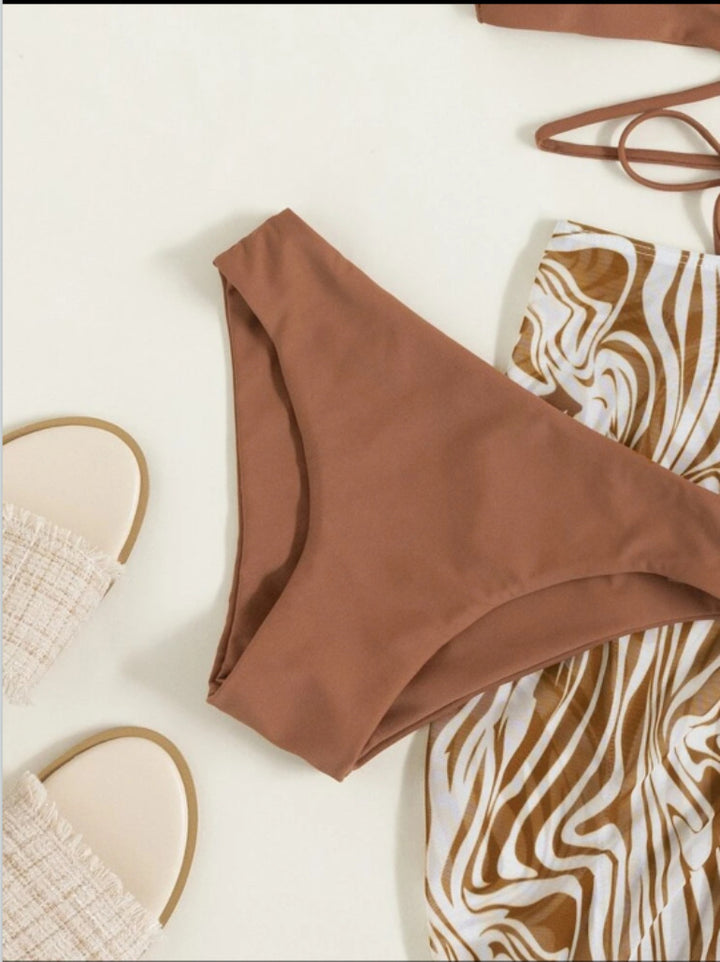 Dame Triangle-bikini med kreativt krydsdetalje og kort nederdel Stilla