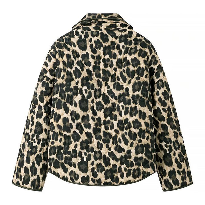 Kvinders stilfulde leopardprintet quiltet jakke Stilla