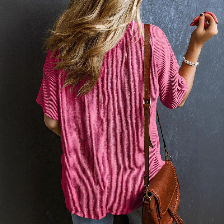 Dame Oversized T-shirt med V-hals og brystlomme Stilla