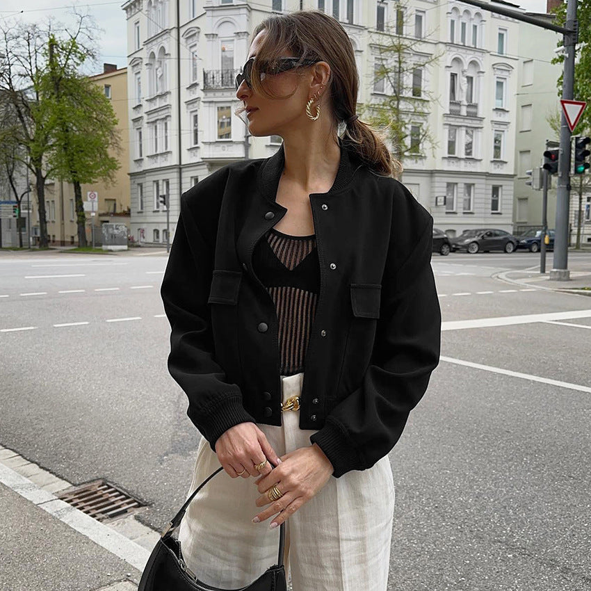 Dame Trendy Bomberjakke med moderne lommer og sporty design Stilla