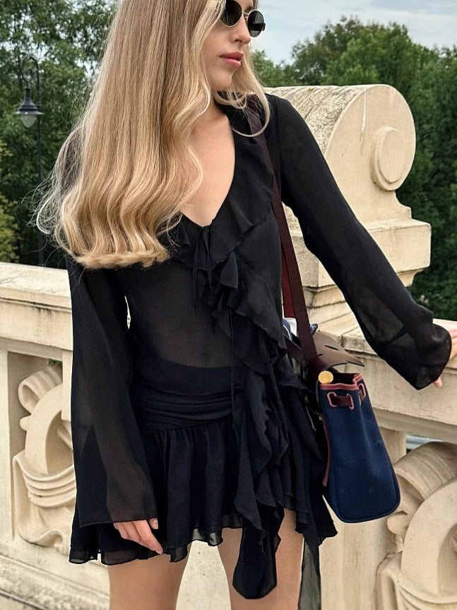 Dame Chice Rynke bluse med svangende kant og elegant talje Stilla