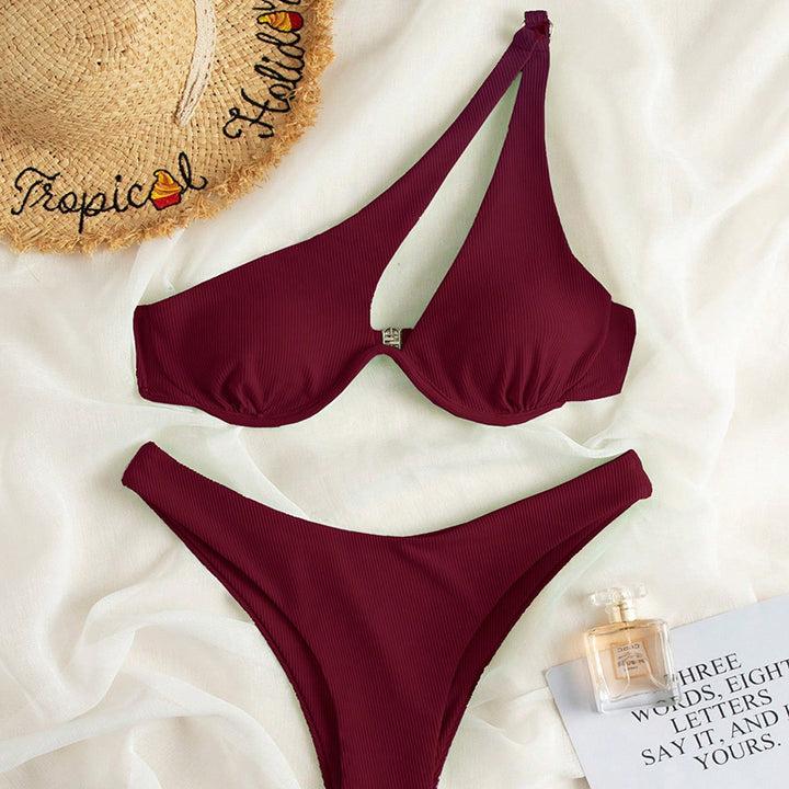 Dame Triangel-Bikini med asymmetrisk snit og komfortabel bund Skovae