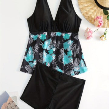 Dame tankini-sæt med blomstrede top og komfortable bad shorts skovae