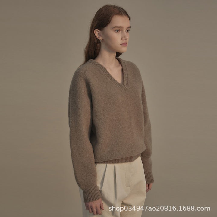 Dame elegant V-hals sweater i høj kvalitet uld med løs pasform Stilla