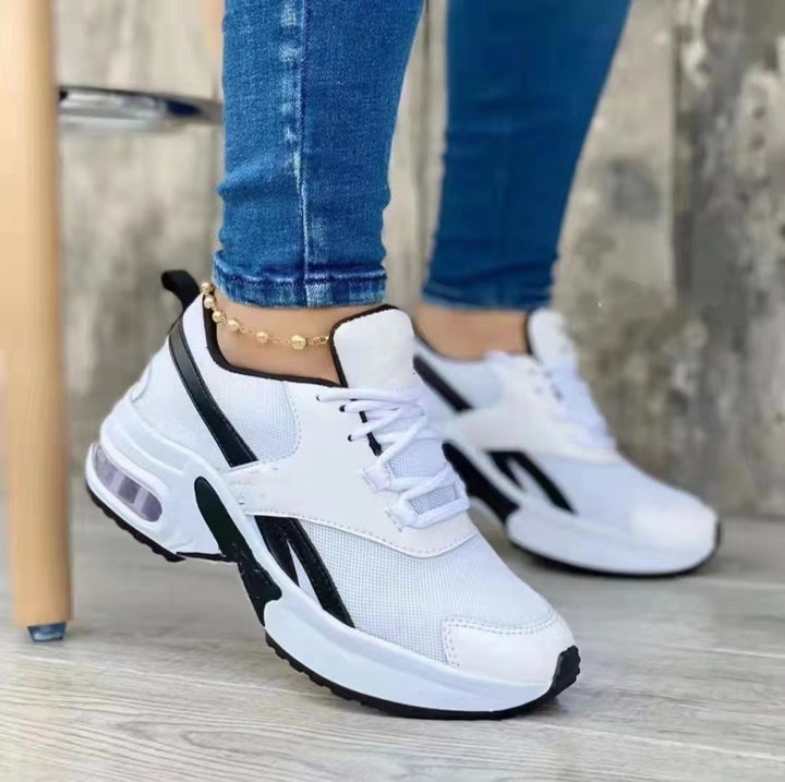 Dame Sporty Sneakers med Air Cushioning og slidstærkt overmateriale Stilla