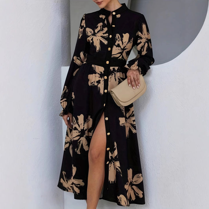 Dame maxikjole med blomsterprint og elegant knap Stilla