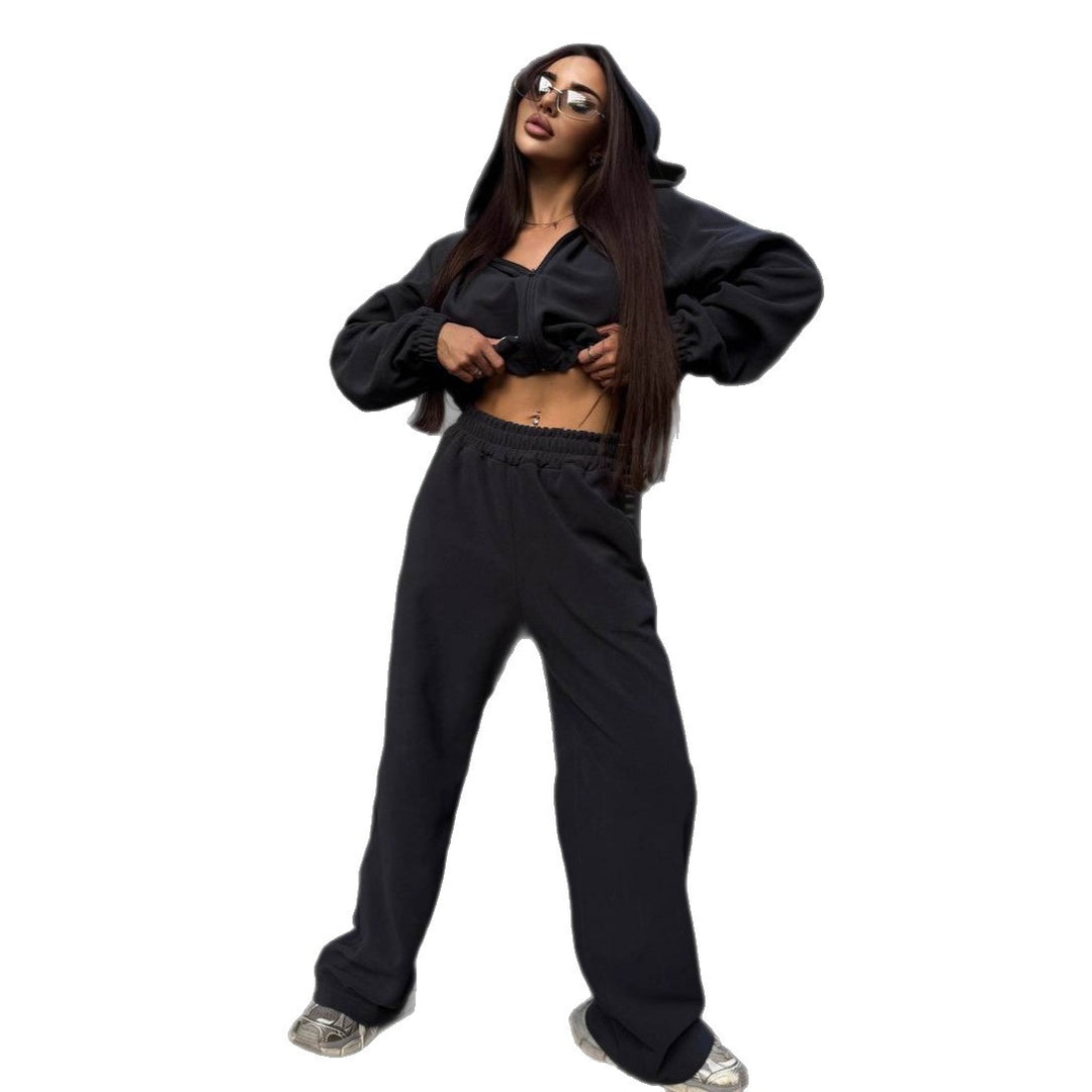 Kvinders cropped fleece sæt med praktiske lommer og elastisk livbånd Skovae