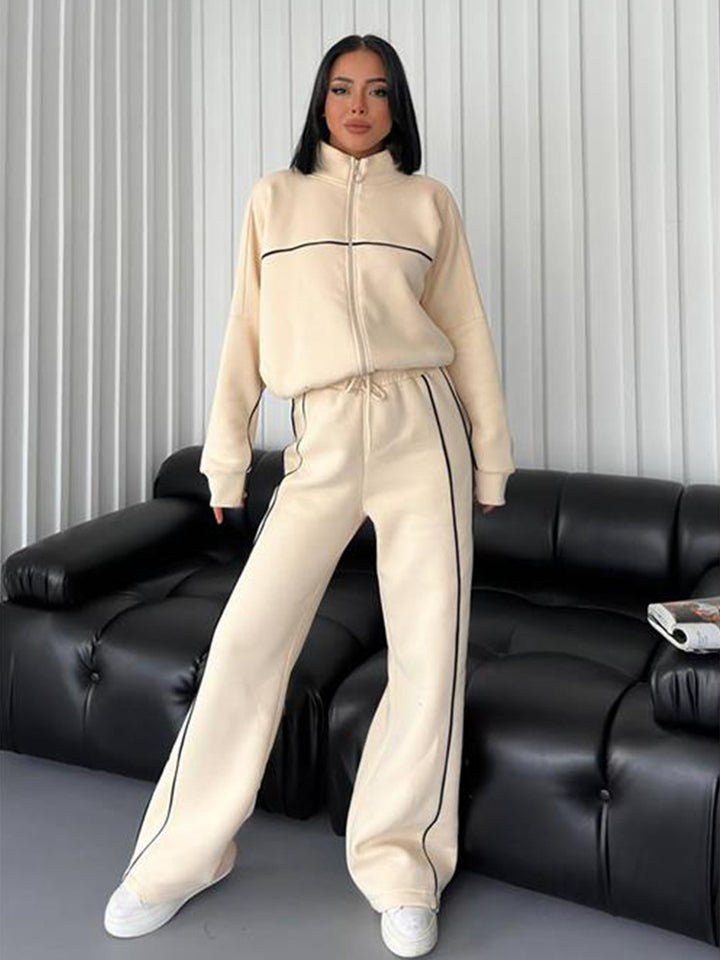 Kvinders sporty casual jakke og bukser sæt med moderne detaljer Skovae