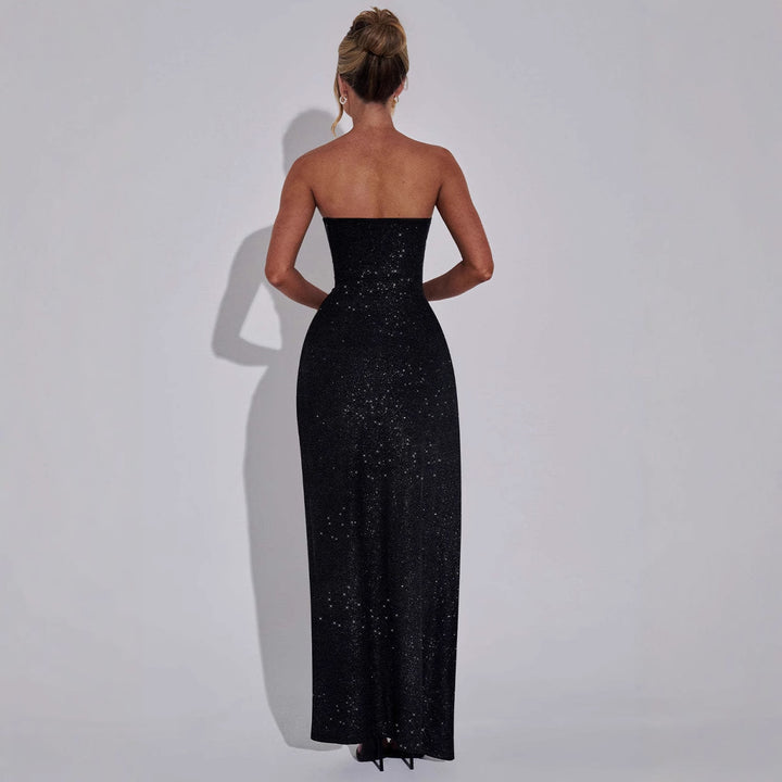 Dame Glamourøs Stropløs Maxi Kjole med Glitrende Stof og Elegant Læg Slids Stilla